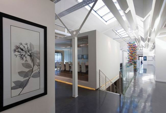 用字畫(huà)裝飾助攻辦公室裝修