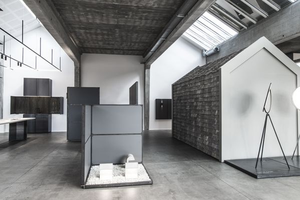 照明展廳的辦公室設(shè)計(jì)改造