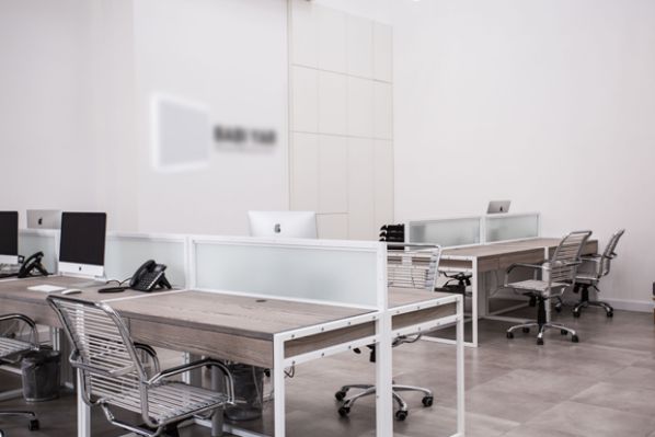 清新簡(jiǎn)約的開(kāi)放式辦公室設(shè)計(jì)