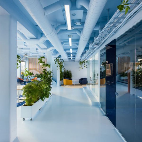 辦公室裝修關(guān)于專業(yè)團(tuán)隊的選擇